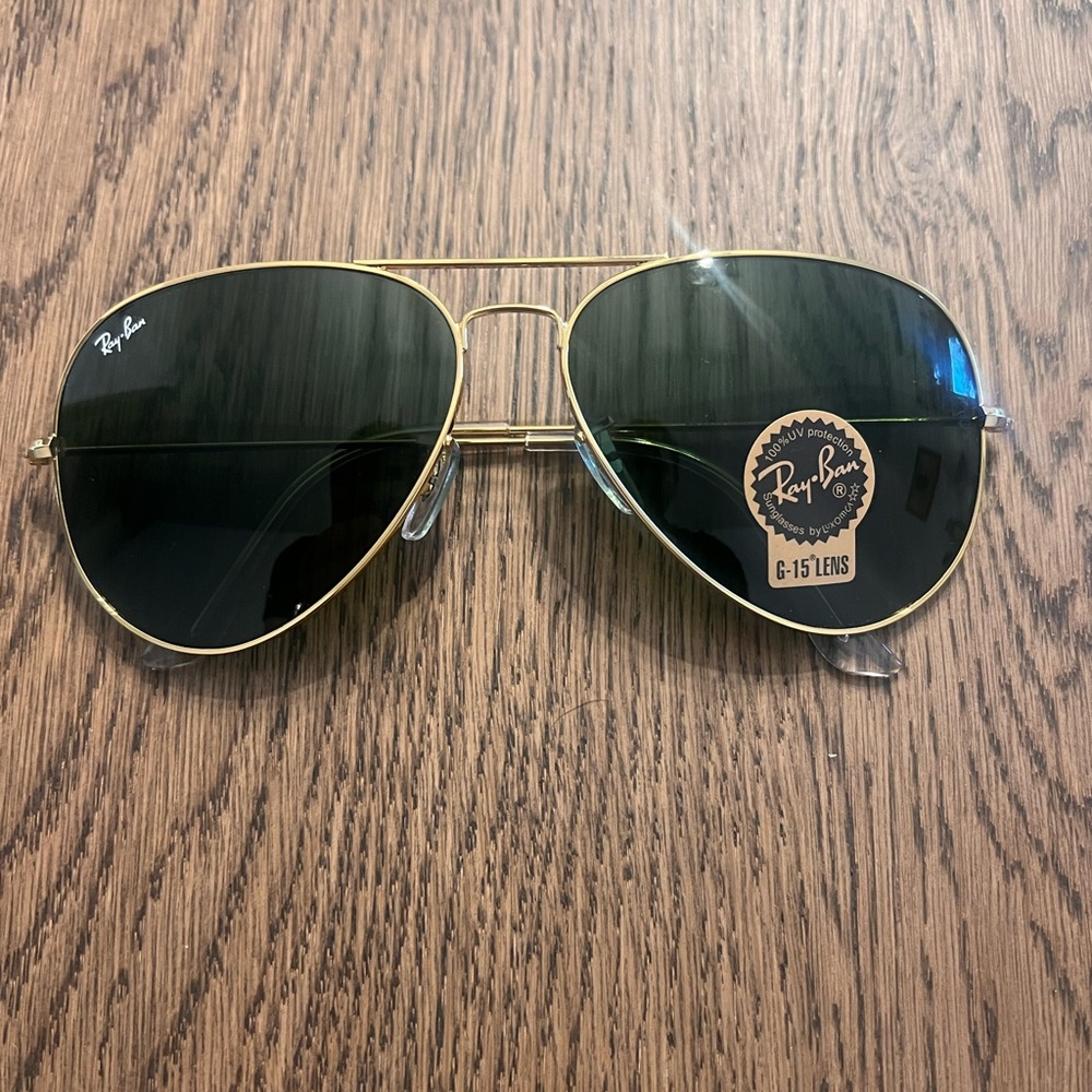Brand new Ray-Ban Aviators Gold frame.